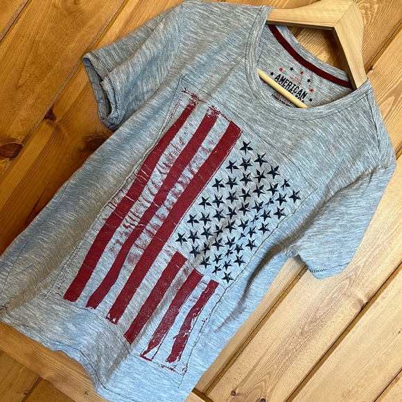 American Republic Heritage USA Flag Patriotic T-shirt sz Medium Line Collection - Picture 1 of 6